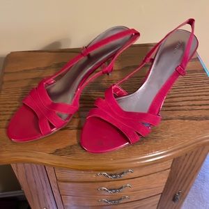 Red Fioni 3” high heels. Size 11W